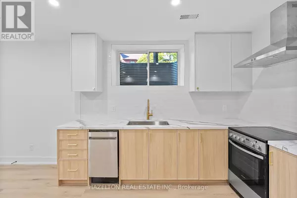 Toronto (little Portugal), ON M6J3K4,127 Northcote AVE #1