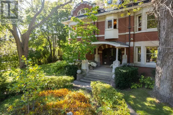 Toronto (rosedale-moore Park), ON M4W2V9,114 GLEN ROAD