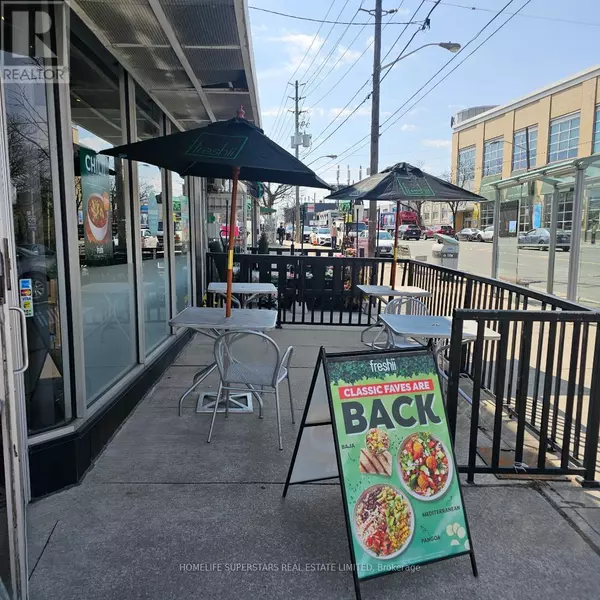 Toronto (bedford Park-nortown), ON M5M3Z4,1853 AVENUE ROAD E