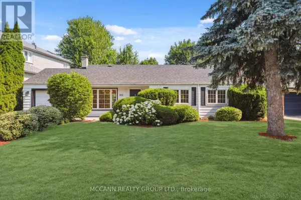 102 YORKMINSTER ROAD, Toronto (st. Andrew-windfields), ON M2P1M6