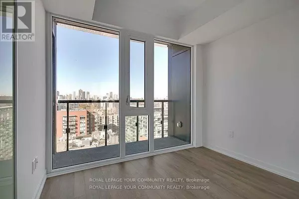 Toronto (moss Park), ON M5A0K9,158 Front ST East #1705