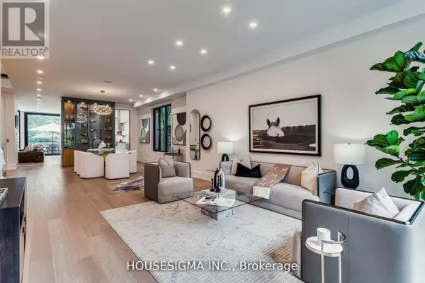 Toronto (bedford Park-nortown), ON M5M3E4,1 DE VERE GARDENS