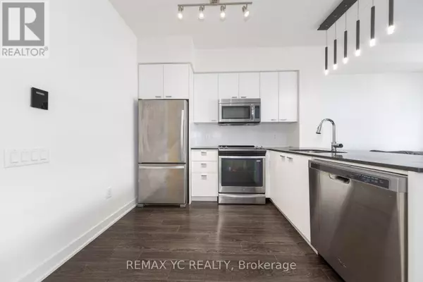 Toronto (mount Pleasant West), ON M4P0B9,30 Roehampton AVE #2509