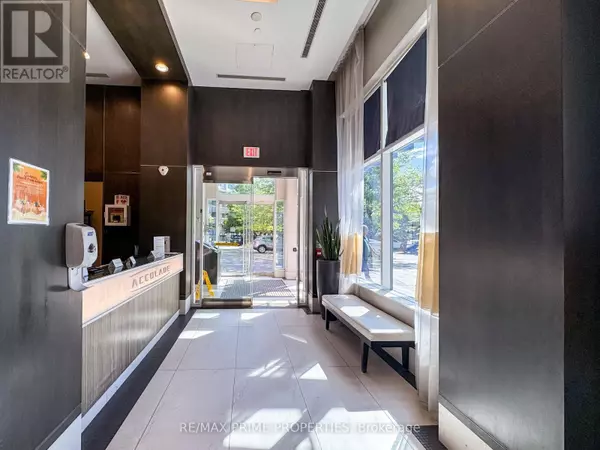 Toronto (banbury-don Mills), ON M3C0C6,181 Wynford DR #1804
