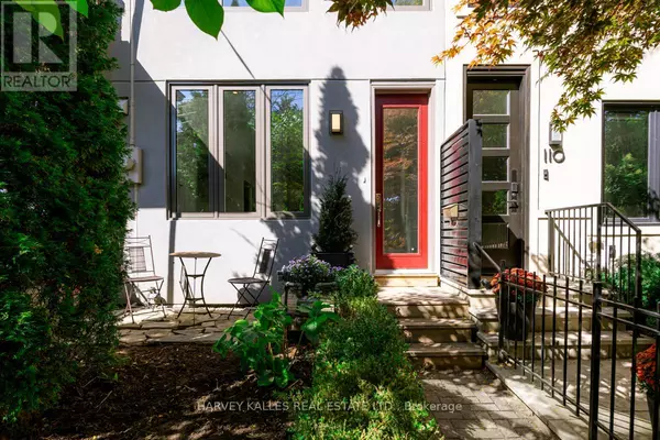 Toronto (rosedale-moore Park), ON M4T1A5,108 SHAFTESBURY AVENUE