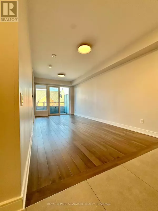 Toronto (forest Hill North), ON M6B2Y9,2525 Bathurst ST #310