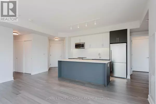 Toronto (forest Hill North), ON M6B2Y9,2525 Bathurst ST #607