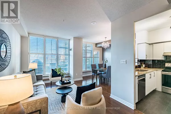 Toronto (waterfront Communities), ON M5A4R2,39 Parliament ST #909