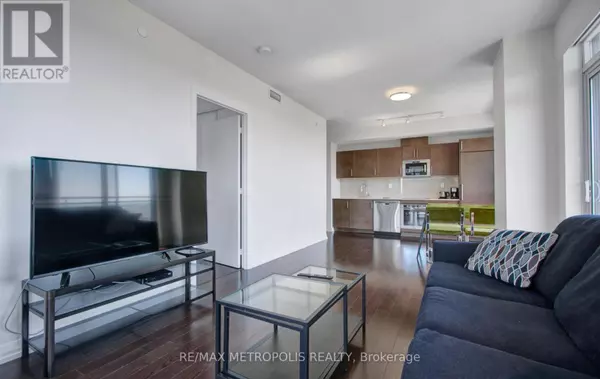 Toronto (moss Park), ON M5A0E7,460 Adelaide ST East #2015