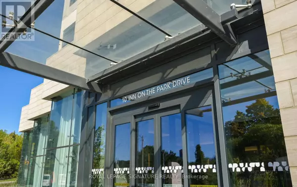 Toronto (banbury-don Mills), ON M3C0P9,10 Inn On The Park DR #105