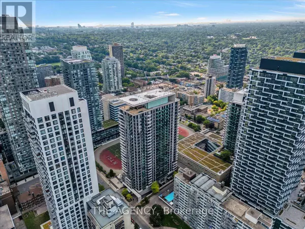 70 Roehampton AVE #PH15, Toronto (mount Pleasant West), ON M4P1R2