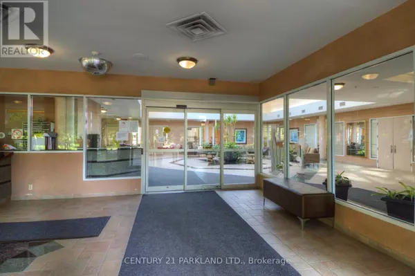 Toronto (banbury-don Mills), ON M3C3M8,5 Concorde PL #207