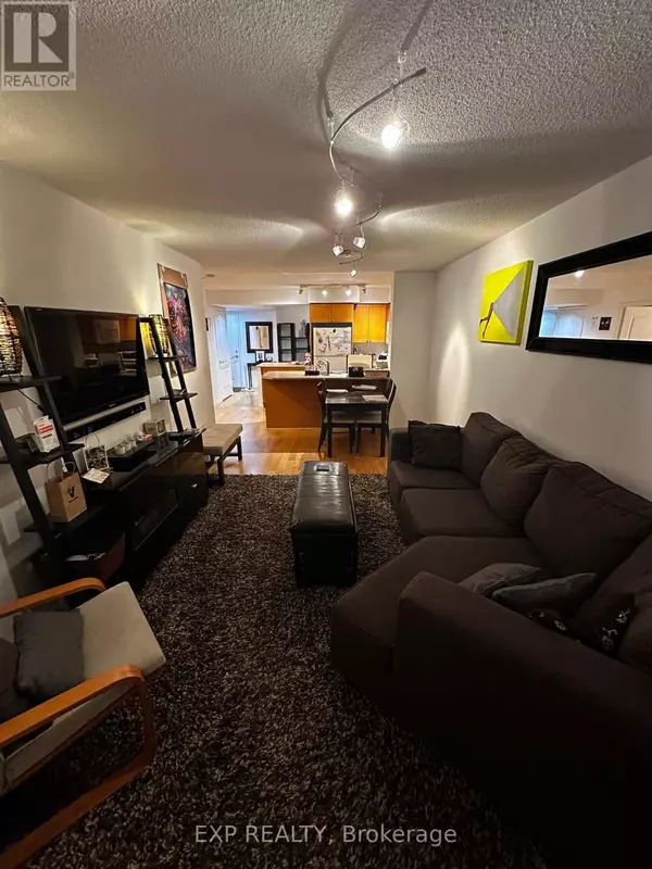 Toronto (niagara), ON M5V3W4,18 Stafford ST #116