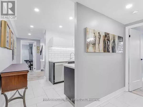 Toronto (newtonbrook East), ON M2M4J2,5785 Yonge ST #509