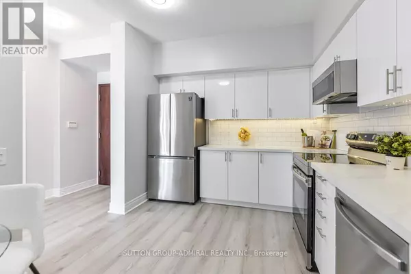 Toronto (willowdale East), ON M2N7H6,1 Clairtrell RD #309