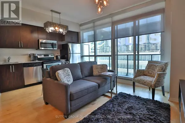 65 Bremner BLVD #3807, Toronto (waterfront Communities), ON M5J0A7