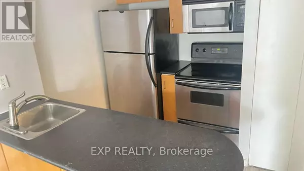 Toronto (niagara), ON M6K3N9,38 Western Battery RD #610