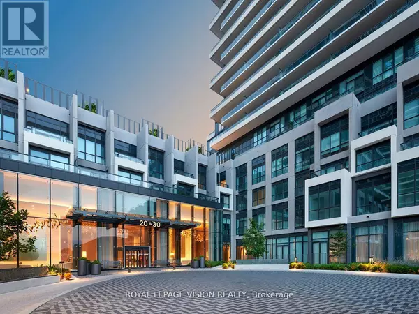 Toronto (banbury-don Mills), ON M3C0P8,30 Inn on the park DR #2404