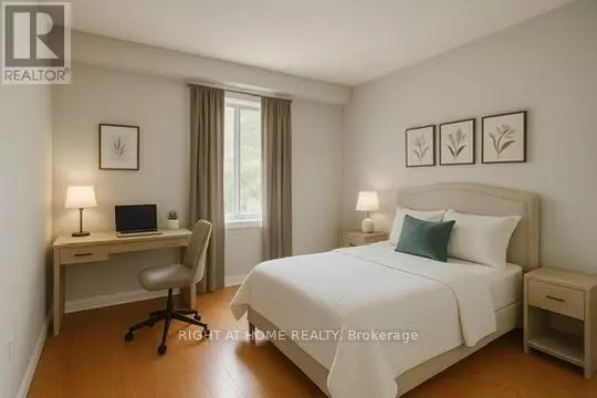 Toronto (bathurst Manor), ON M3H4N3,8 Pannahill RD #Main