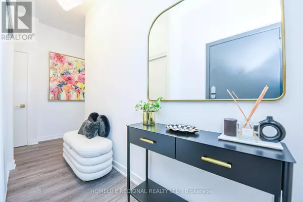 Toronto (niagara), ON M5V0S5,9 Tecumseth ST #PH#19