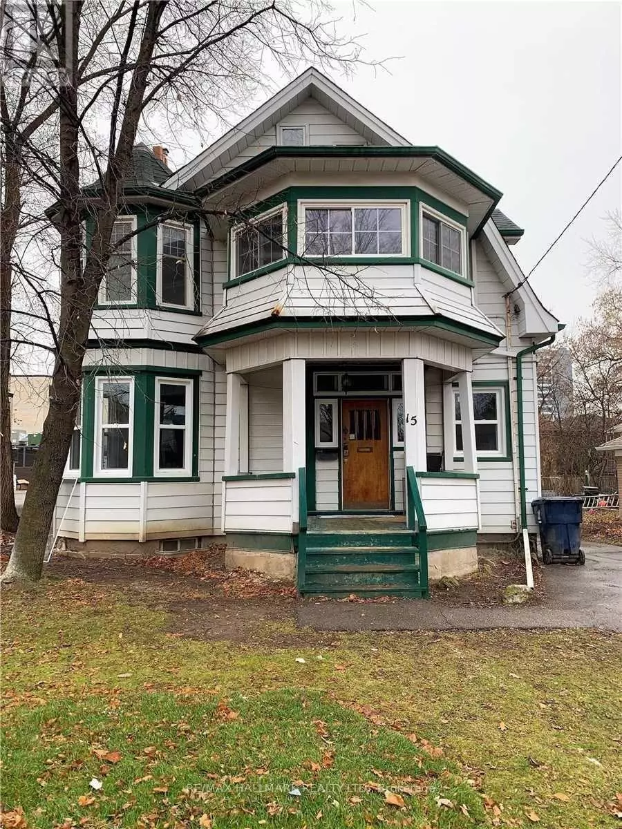 Toronto (newtonbrook West), ON M2M1H9,15 PATRICIA AVENUE