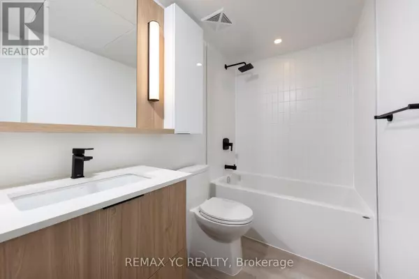 Toronto (regent Park), ON M5A0W7,5 Defries ST #2207