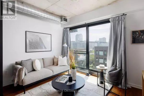 Toronto (moss Park), ON M5A0G1,47 Lower River ST #539