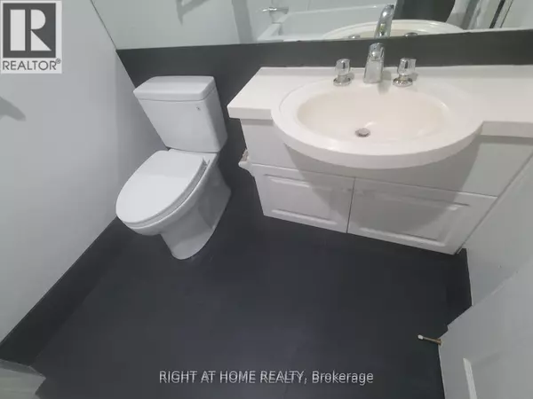 Toronto (annex), ON M5S1M8,102 Bloor ST #809