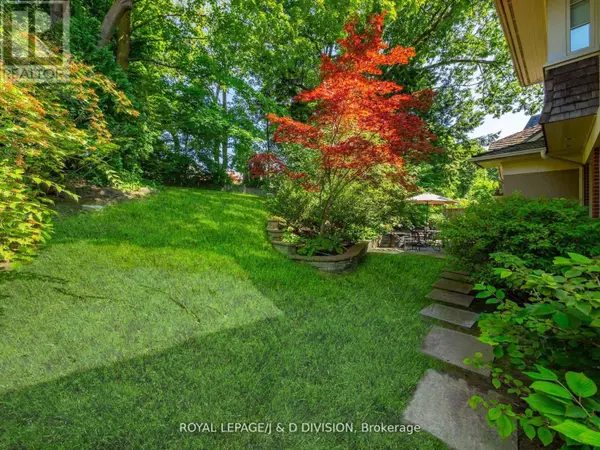 Toronto (bridle Path-sunnybrook-york Mills), ON M4N1G7,8 GLENALLAN ROAD