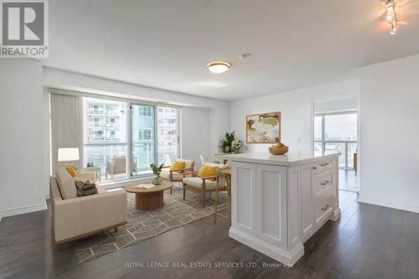 Toronto (niagara), ON M6K3S2,100 Western Battery RD #1807