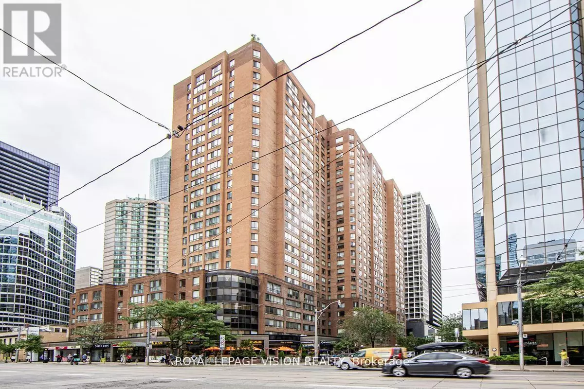 Toronto (bay Street Corridor), ON M5G2G4,633 Bay ST #216