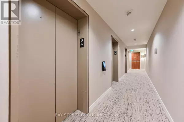 Toronto (bayview Village), ON M2K0H1,85 McMahon DR #Ph3808