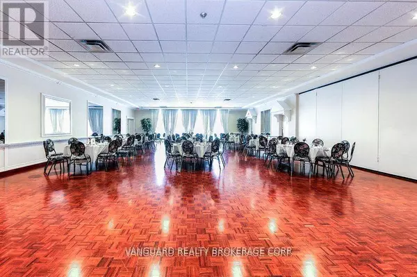 Toronto (leaside), ON M4H1A3,1100 MILLWOOD ROAD