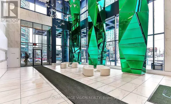 Toronto (waterfront Communities), ON M5V0K3,352 Front ST West #2012