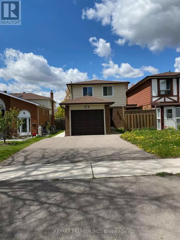 82 Angus DR #Main, Toronto (don Valley Village), ON M2J2X1