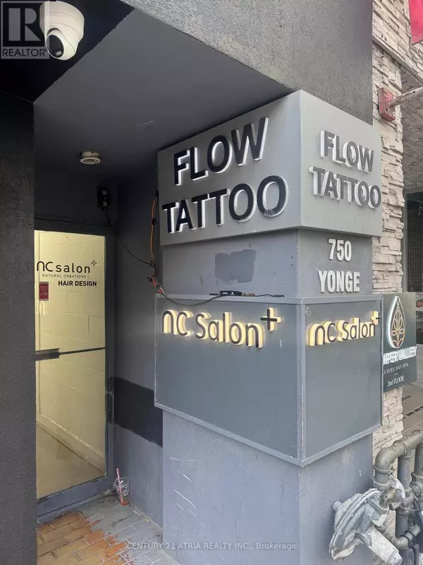 750 YONGE STREET, Toronto (bay Street Corridor), ON M4Y2B6