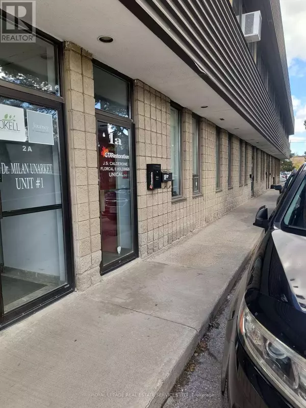 Toronto (banbury-don Mills), ON M3B2V9,12 Upjohn RD #3