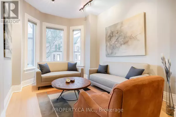 Toronto (moss Park), ON M5A2W7,110 BERKELEY STREET