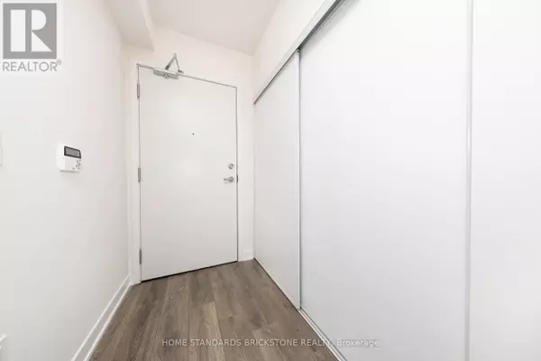 Toronto (mount Pleasant West), ON M4P0E3,99 Broadway AVE South #3406