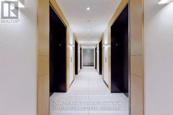 Toronto (bay Street Corridor), ON M4Y0G4,11 Wellesley ST West #1107