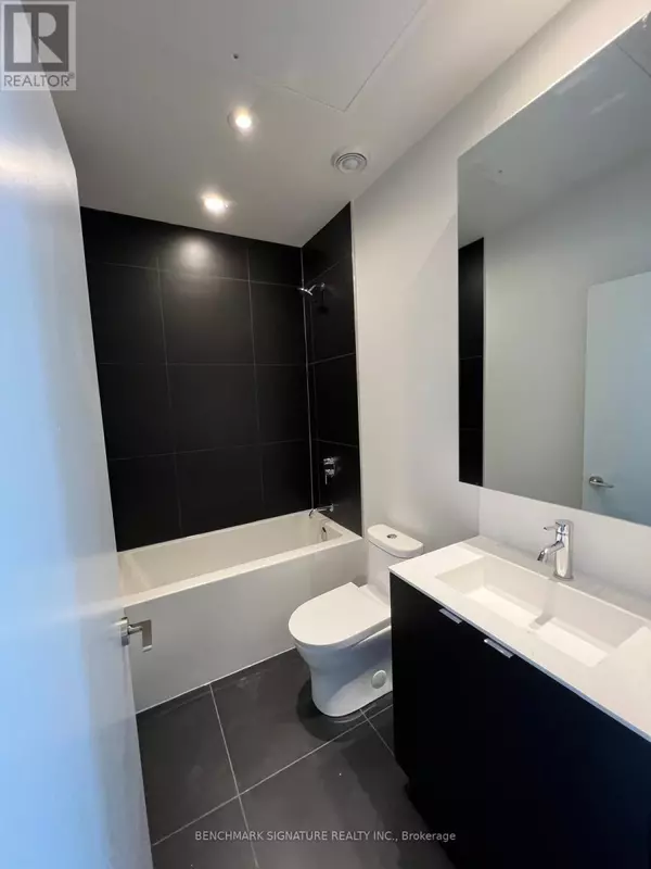 Toronto (bay Street Corridor), ON M5G0C5,20 Edward ST #2104