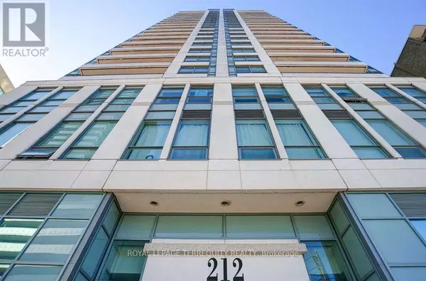 Toronto (mount Pleasant West), ON M4P0A3,212 Eglinton AVE East #404
