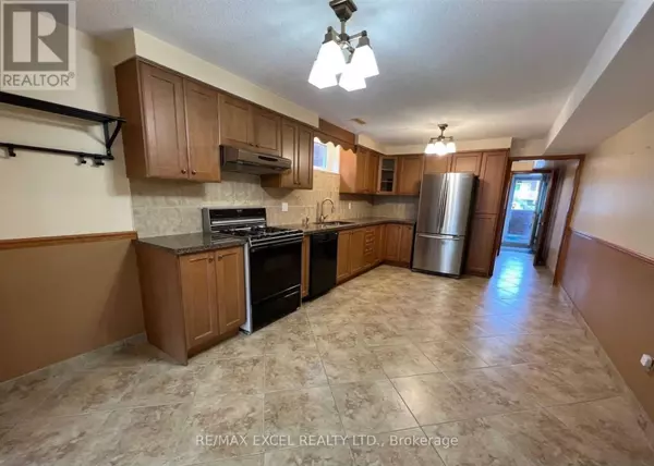 Toronto (pleasant View), ON M2J4W6,71 Hickorynut DR #Lower