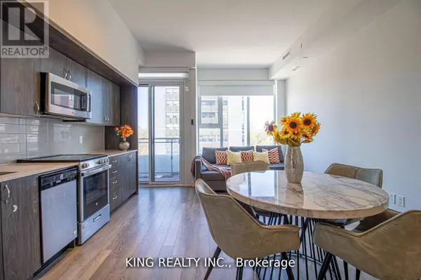 1 Cardiff RD #402, Toronto (mount Pleasant East), ON M4P0G2