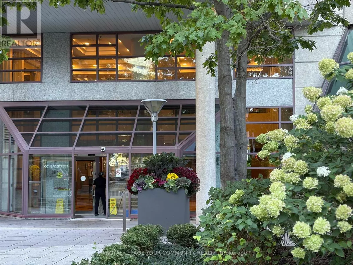 Toronto (bay Street Corridor), ON M5S3A6,1001 Bay ST #1802