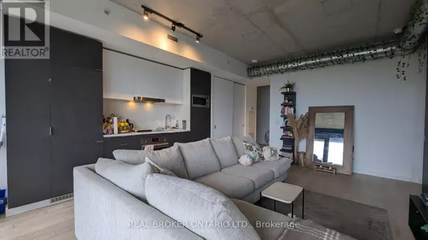 Toronto (moss Park), ON M5A0M4,170 Bayview AVE #817