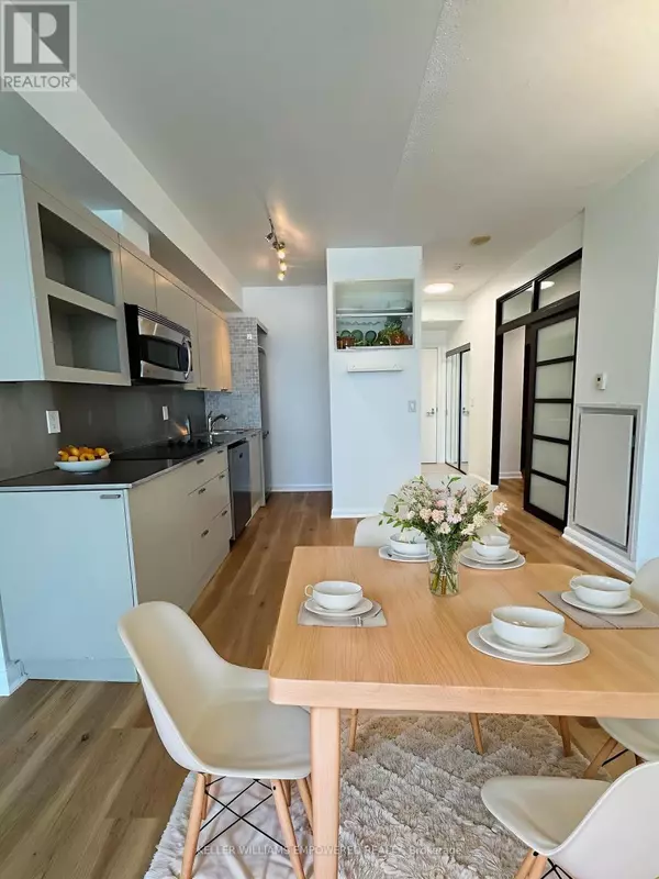 Toronto (bay Street Corridor), ON M5G1P7,111 Elizabeth ST #1708