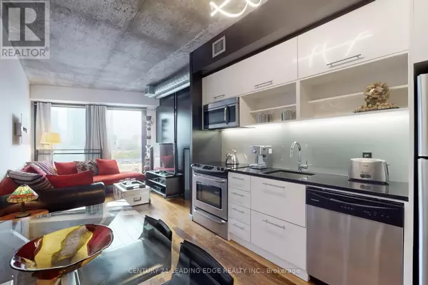 Toronto (moss Park), ON M5A0E9,51 Trolley CRES #802