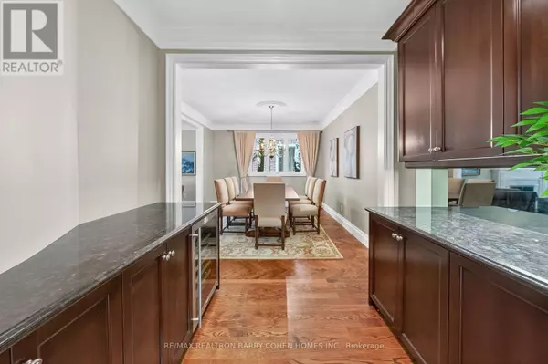 Toronto (bridle Path-sunnybrook-york Mills), ON M2L1H1,106 HIGHLAND CRESCENT