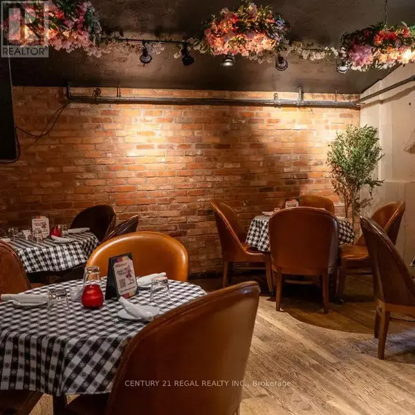 Toronto (annex), ON M5R2E6,182 DUPONT STREET